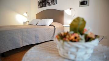 Chambre Standard | Minibar, coffres-forts dans les chambres, bureau, chambres insonorisées