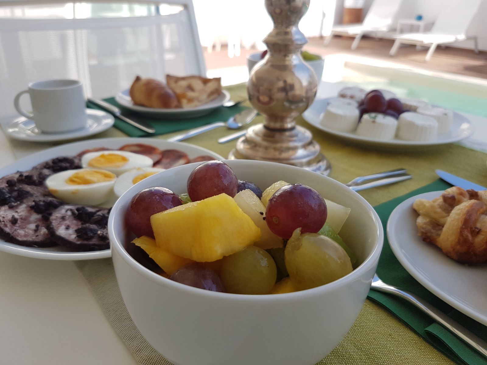 Makanan dan minuman