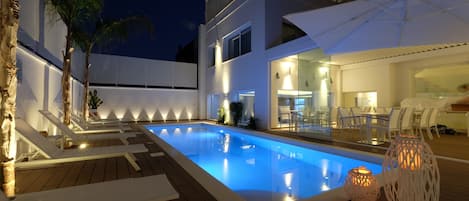 Indoor pool, seasonal outdoor pool