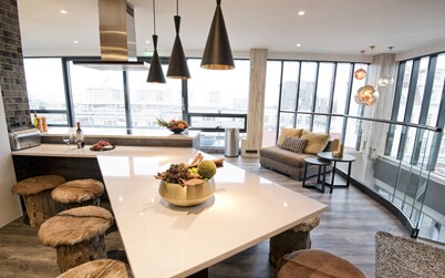 B14 Apartments & Rooms