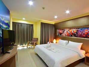 Deluxe kamer | Lakens van Egyptisch katoen, luxe beddengoed, een kluis op de kamer