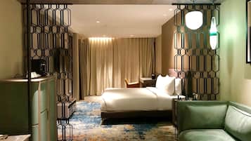 Club Superior Room | Premium bedding, minibar, in-room safe, desk