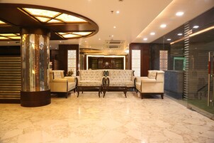 บริเวณนั่งเล่นที่ล็อบบี้