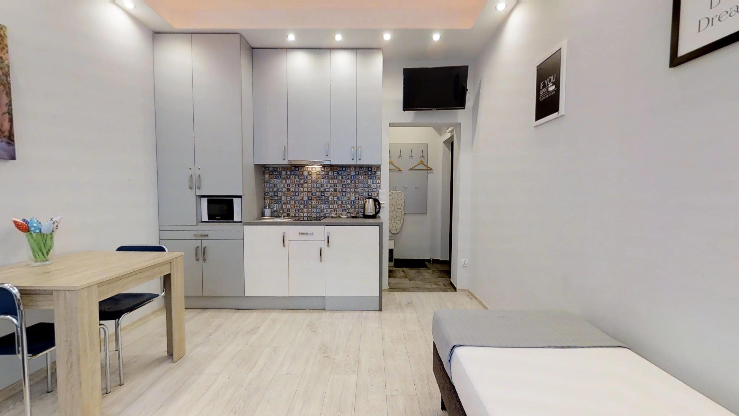 Apartment (Sienkiewicza 1) | Iron/ironing board, free cots/infant beds, free WiFi