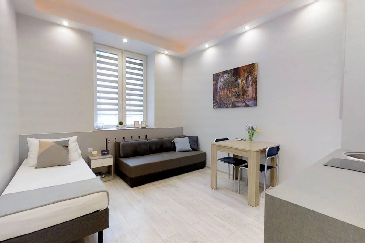 Apartment (Sienkiewicza 1) | Living area | TV