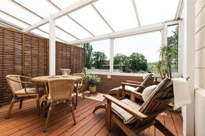 Kahden hengen comfort-huone, oma kylpyhuone | Näkymä parvekkeelta