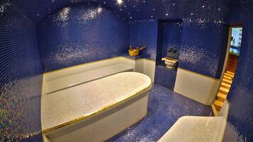 Sauna, mandi tangas / hammam, perkhidmatan urut