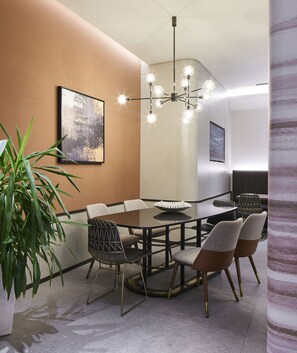 Frokost, lunsj og middag serveres, tyrkiske retter 