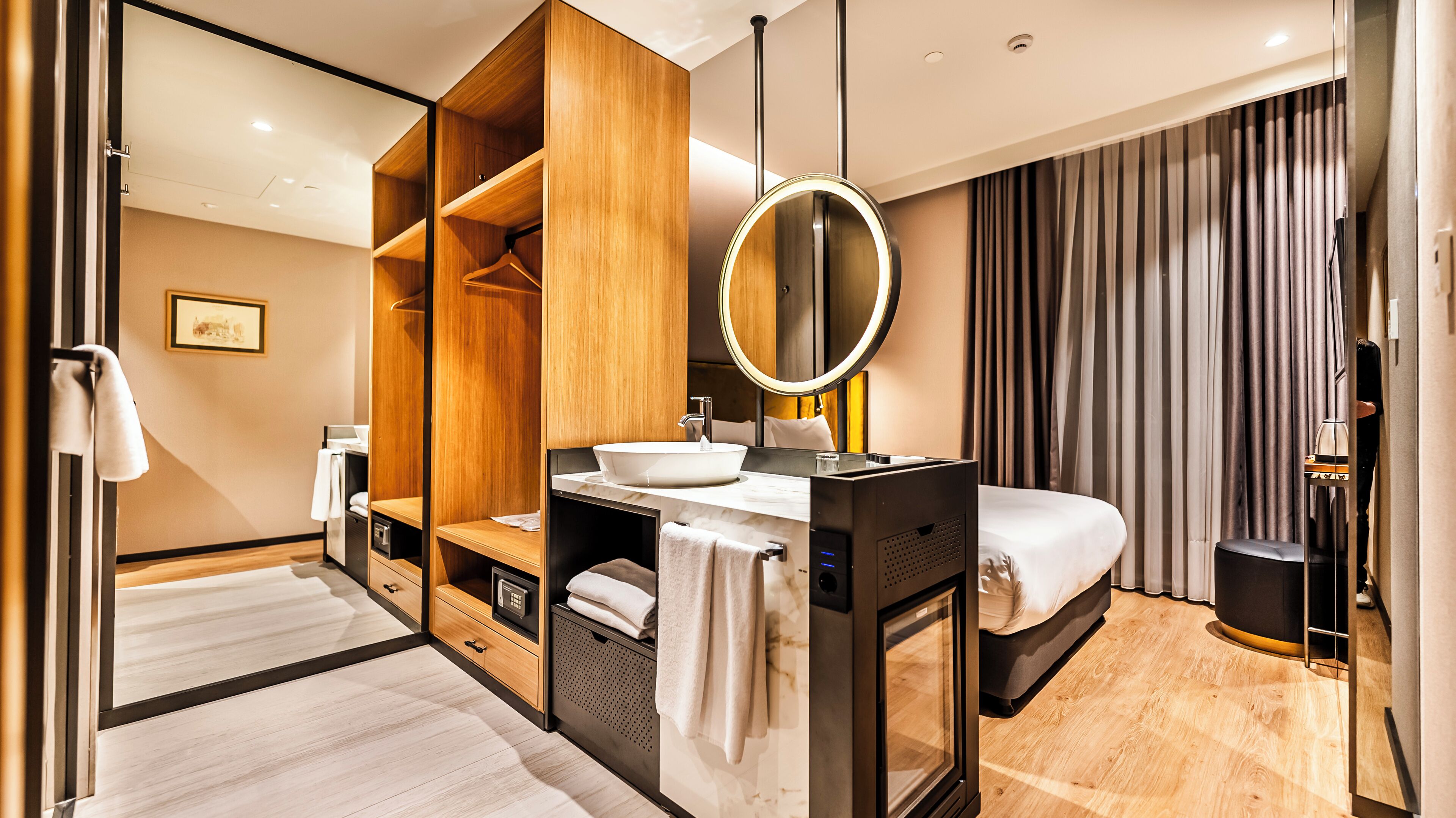 อีโคโนมีสตูดิโอ, เตียงควีนไซส์ 1 เตียง | เครื่องนอนระดับพรีเมียม, มินิบาร์, ตู้นิรภัยในห้องพัก, โต๊ะทำงาน