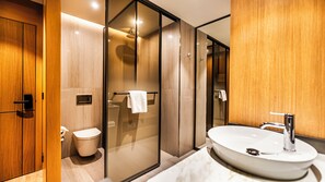 Economy Studio, 1 Queen Bed | Bathroom | Free toiletries, hair dryer, slippers, towels - Lamartine Hotel (Istanbul)