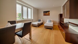 Family Suite, 2 Bedrooms, Kitchen, City View | 1 bedroom, premium bedding, iron/ironing board, free WiFi - Rint Centrum Grochowa (Bialystok)