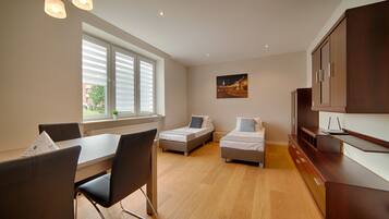 Family Suite, 2 Bedrooms, Kitchen, City View | 1 bedroom, premium bedding, iron/ironing board, free WiFi