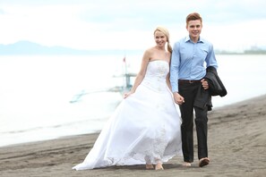 Outdoor wedding area - CML Beach Resort & Water Park (Lemery)