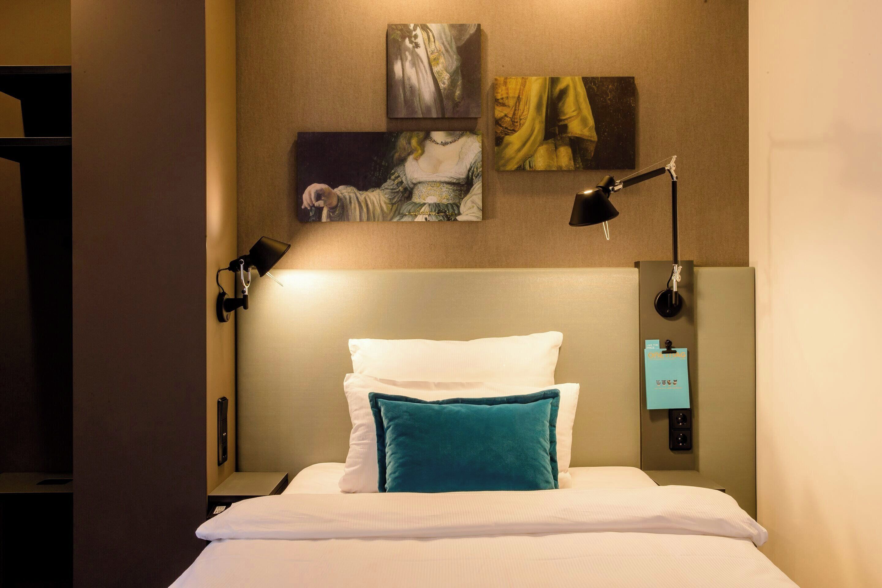 Photo - Motel One Amsterdam-Waterlooplein