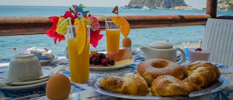 Tägliches inbegriffenes Frühstücksbuffet