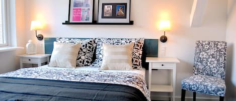 Habitación doble estándar | Escritorio, cortinas blackout, wifi gratis y ropa de cama