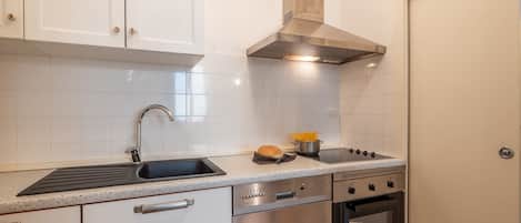 Appartamento City, 2 camere da letto | Cucina privata | Frigorifero, microonde, forno, piano cottura