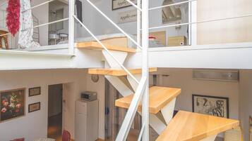 City-Apartment, 2 Schlafzimmer | 2 Schlafzimmer, hochwertige Bettwaren, Daunenbettdecken, Bettwäsche