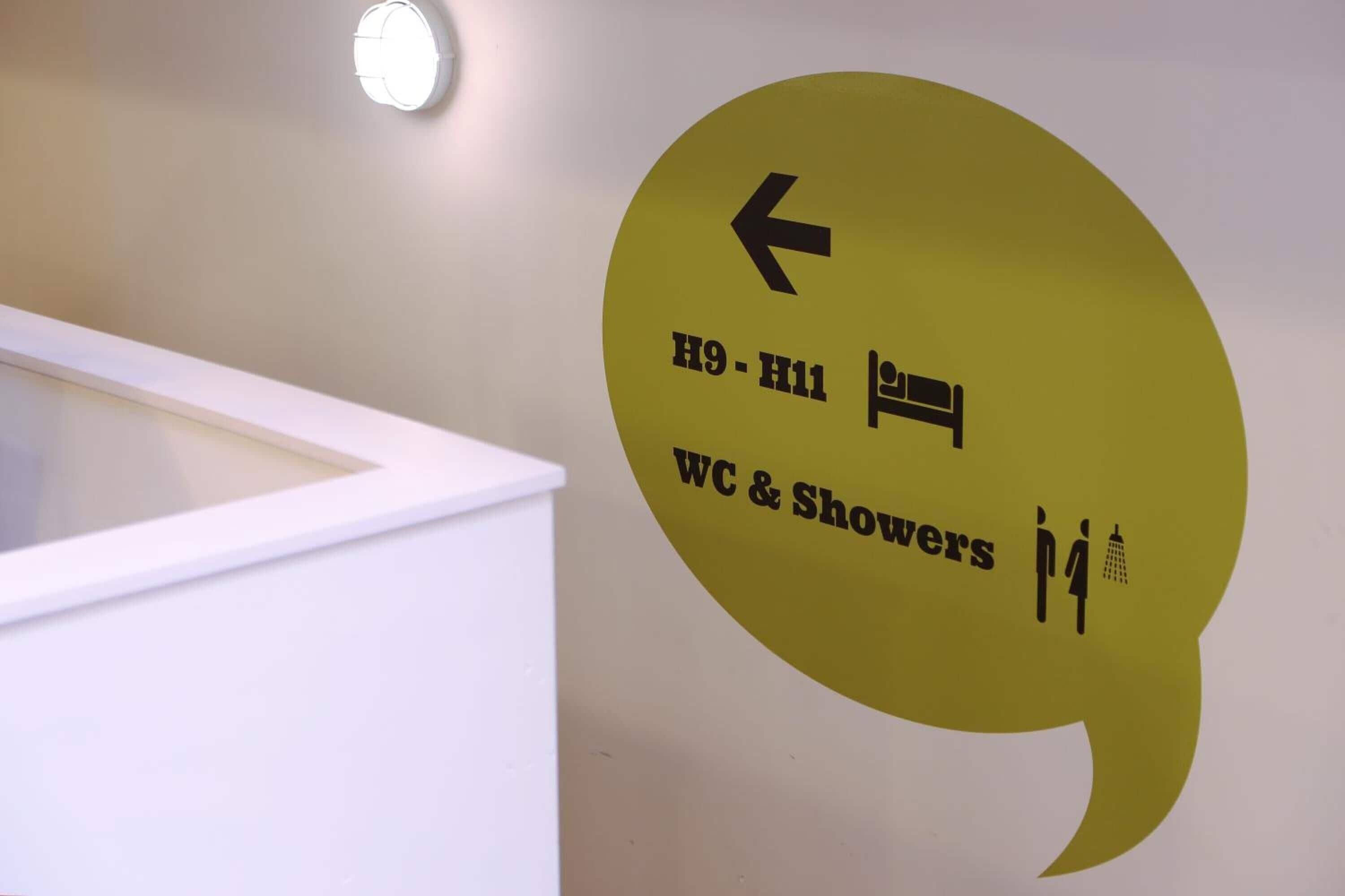 Photo - Hola Hostal Eixample