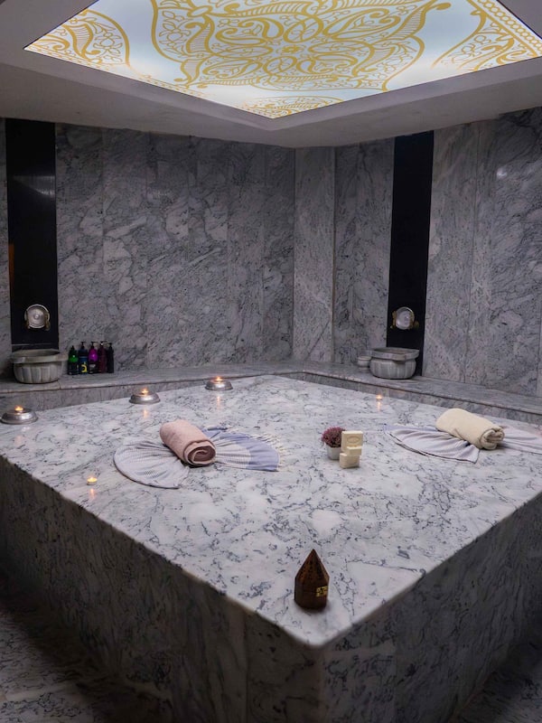 Espace de soins pour les couples, sauna, hammam, soins corporels