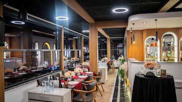 Breakfast, lunch, dinner served; Turkish cuisine