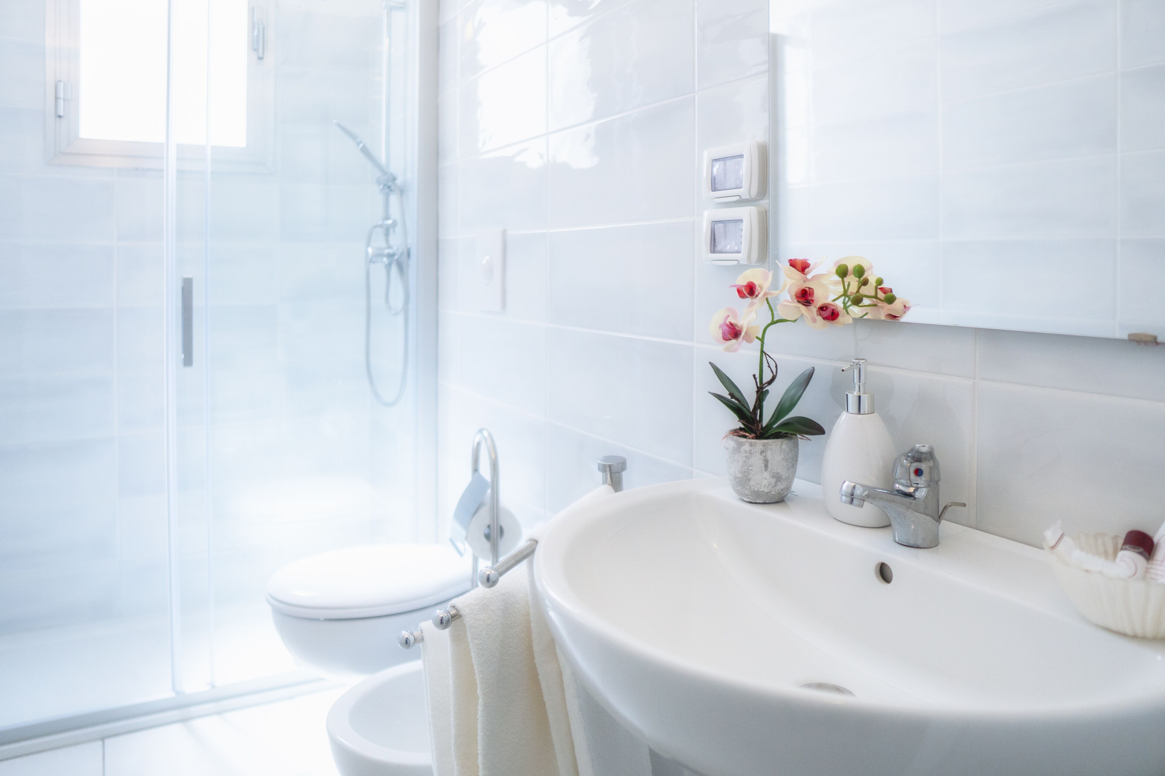 Appartement Familial, 1 chambre | Salle de bain | Douche, douche à « effet pluie », sèche-cheveux, bidet