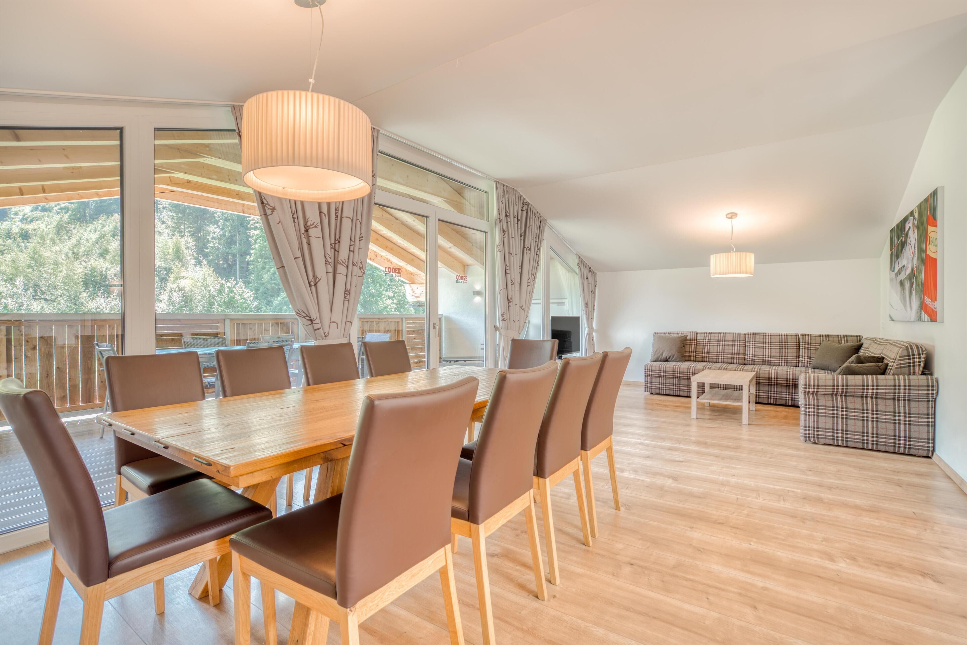 Apartment, 3 Bedrooms, 2 Bathrooms, Mountainside | Hypo-allergenic bedding, blackout curtains, soundproofing, free WiFi