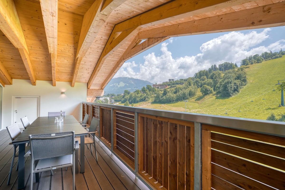 Apartment, 3 Bedrooms, 2 Bathrooms, Mountainside | View from room