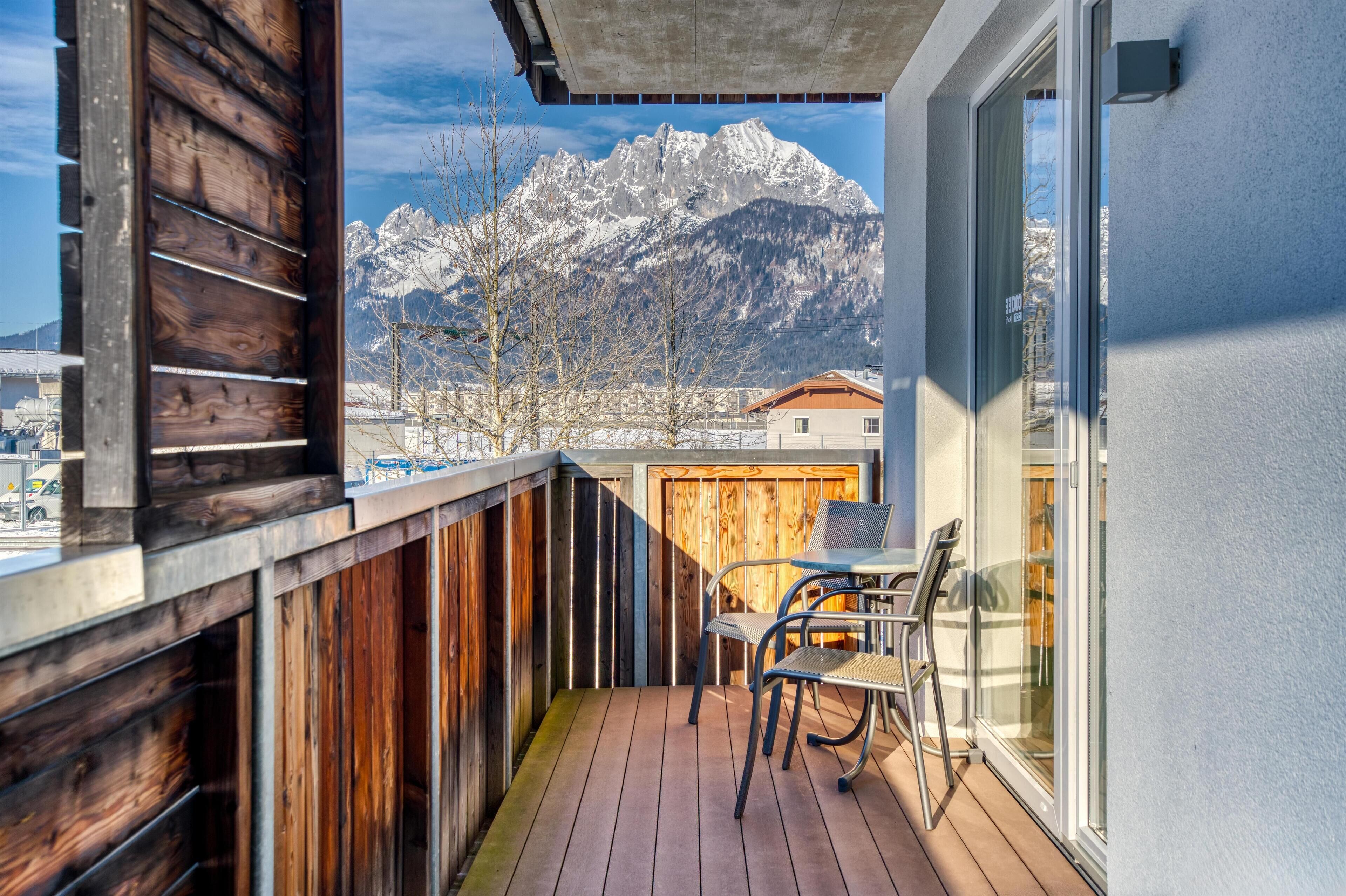 Familienzimmer, 2 Schlafzimmer, Balkon, Bergblick | Allergikerbettwaren, Verdunkelungsvorhänge, schallisolierte Zimmer