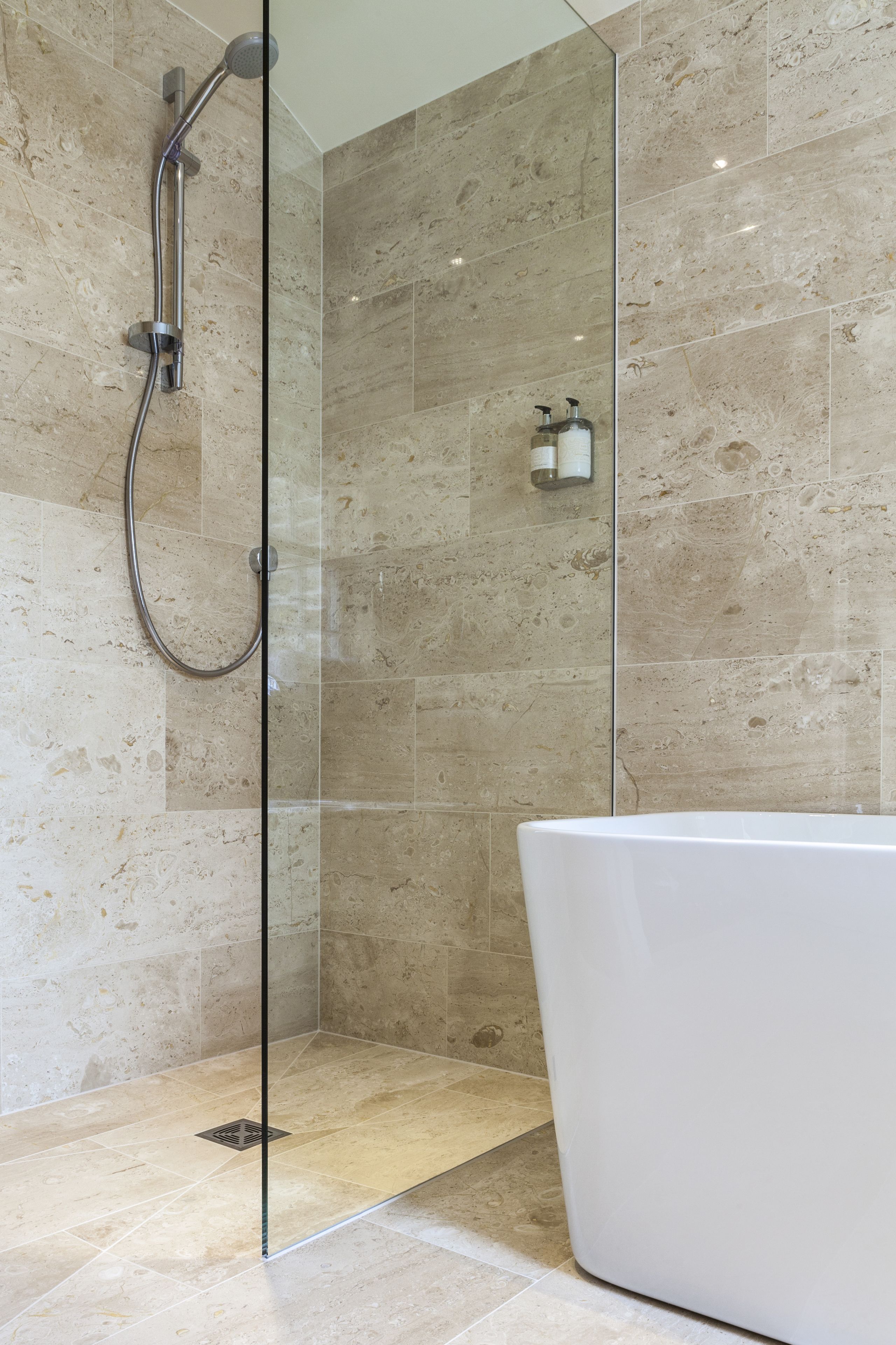 Executive Double Room, Bathtub | Bathroom shower