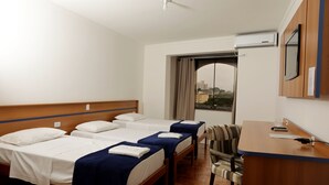 トリプルルーム シングルベッド 3 台