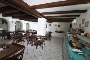 Coffee and/or coffee maker - Modena Hotel (São José dos Campos)