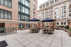 Property grounds - Stay Alfred at Lexington (Washington)