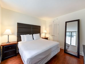 Iron/ironing board, free WiFi - Stay Alfred at Lexington (Washington)