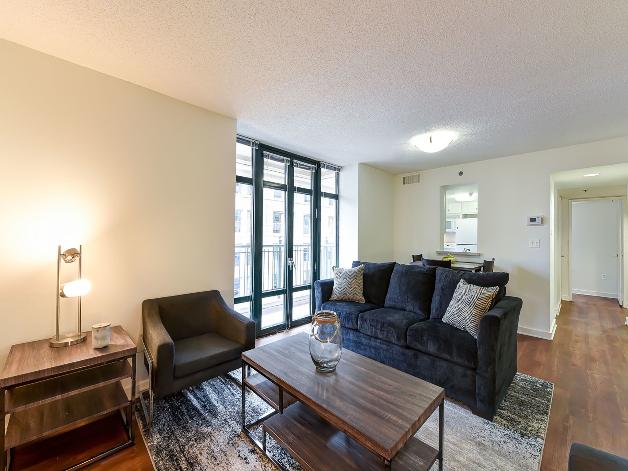 Standard Apartment, 1 Bedroom | Living room | Flat-screen TV