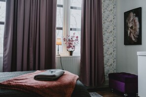 Chambre Simple, salle de bains commune