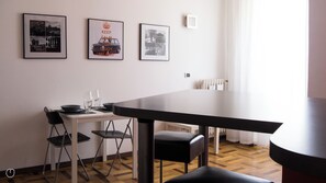 Apartment (1 Bedroom) | Interior