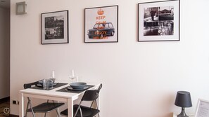 Apartment (1 Bedroom) | Interior