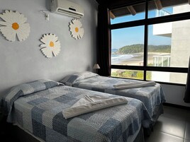 Apartment, 2 Bedrooms, Sea View (02/04/06) | In-room safe, free WiFi, bed sheets