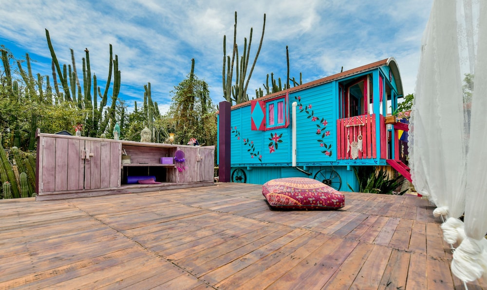 Mammaloe's- Boho Boutique Hotel Aruba photo 2