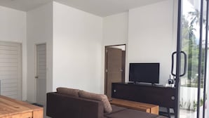 2 Bedrooms | 거실 | 평면 TV