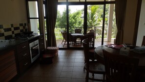 2 Bedrooms | In-room dining