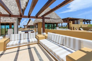 頂層客房, 2 間臥室 | 露台/庭院