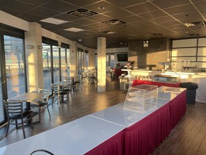 Daily buffet breakfast (USD 7.86 per person)