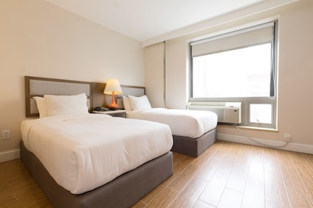 1 bedroom, iron/ironing board, free WiFi, bed sheets. Mayfair Inn and Suites