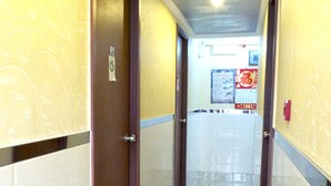 门厅