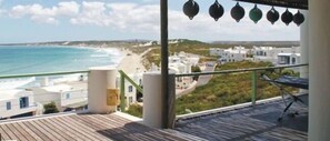 Balcony - Langebaan Holiday Homes (Langebaan)