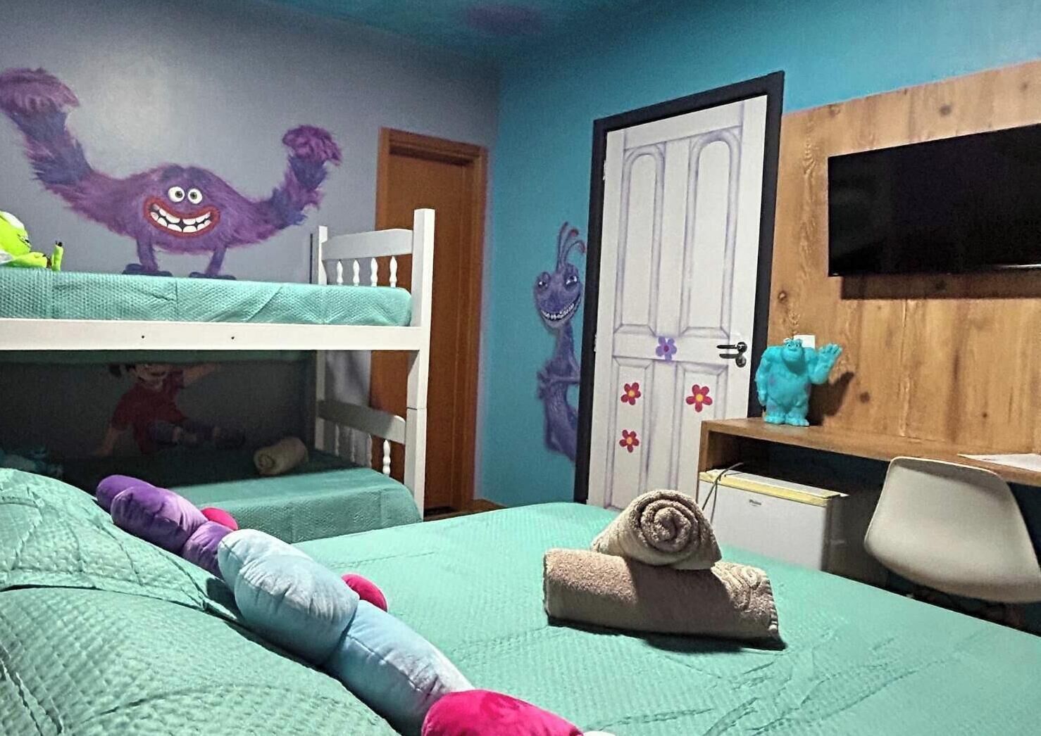 Traditional Room, 1 Bedroom | Individually decorated, blackout drapes, free WiFi, bed sheets