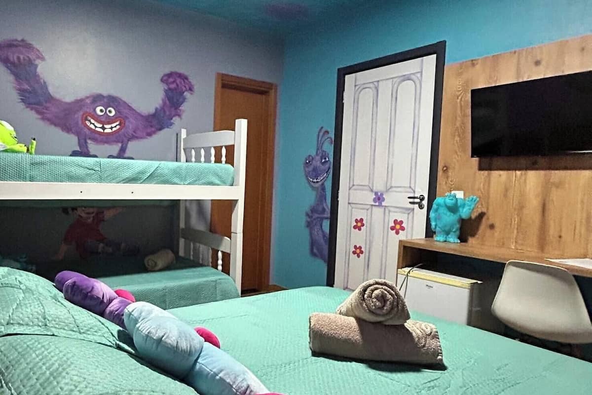 Traditional Room, 1 Bedroom | Individually decorated, blackout drapes, free WiFi, bed sheets