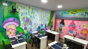 Petit déjeuner buffet compris tous les jours